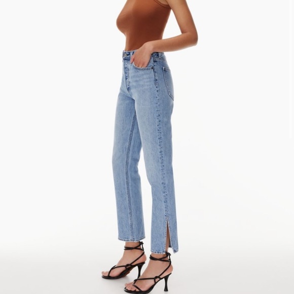 NWT Aritzia Denim Forum Joni Split - High Rise Loose Jeans 26 x 28 - Picture 1 of 10